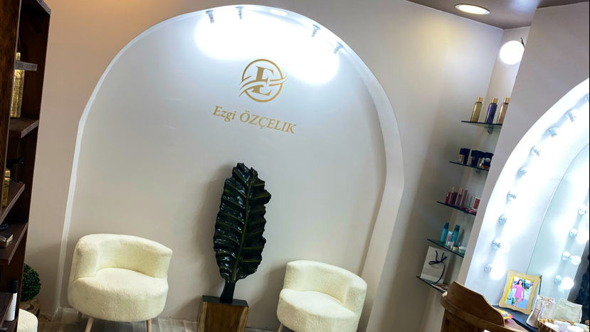 Ezgi Özçelik Make Up - Nail Art Stüdyo kır düğünü mekanı — Merkez