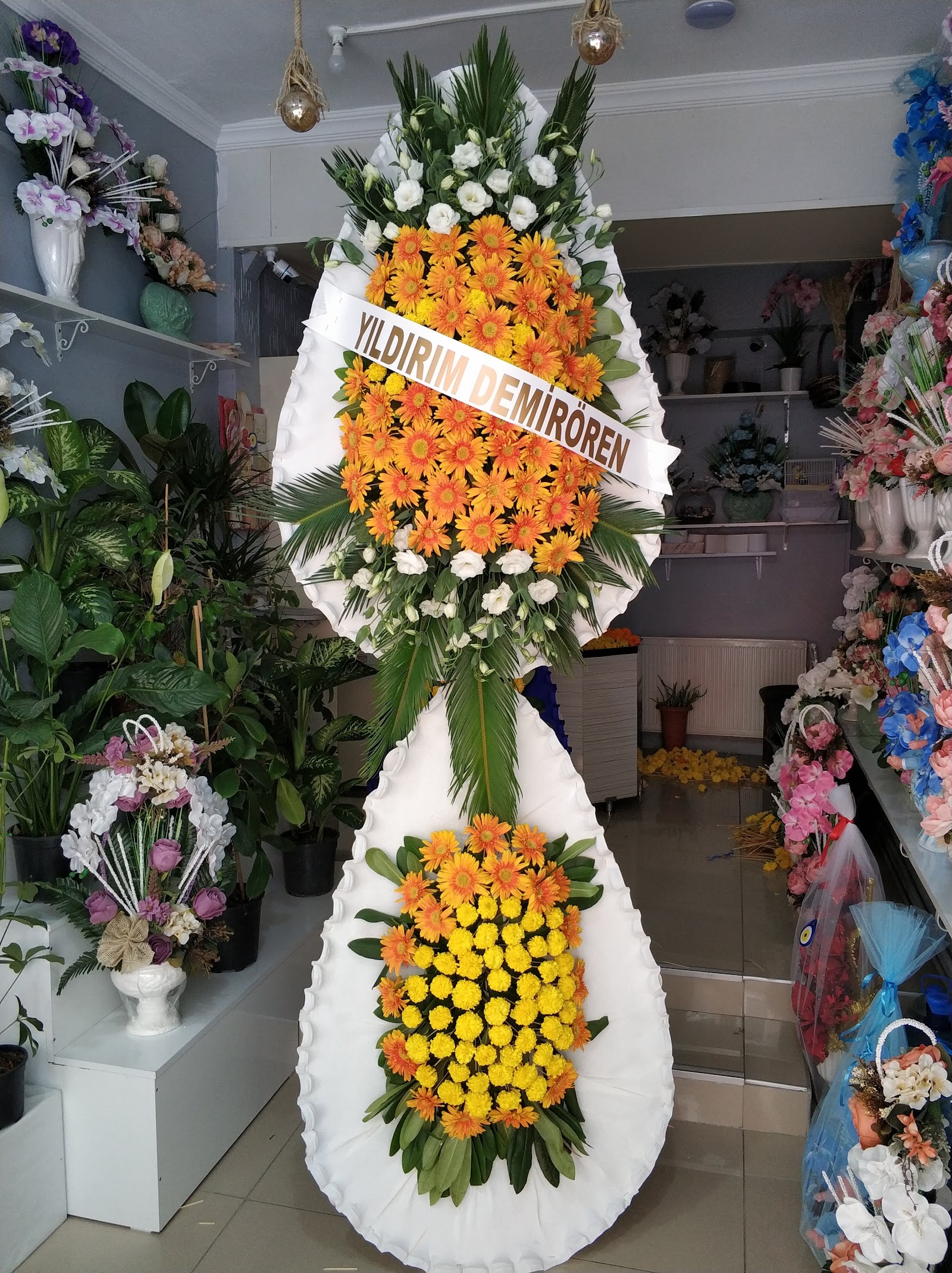 Manolya Uluslararasi Cicekcilik