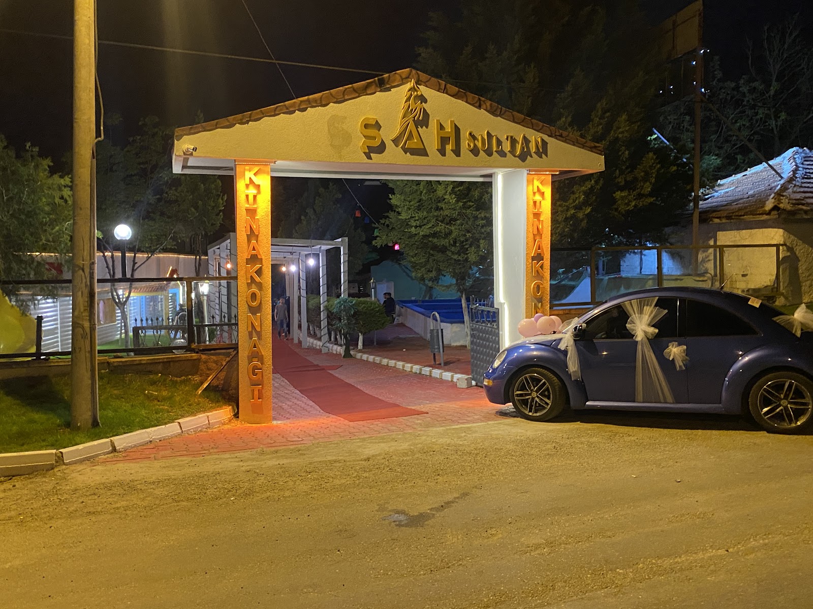 ŞAH SULTAN KINA KONAĞI