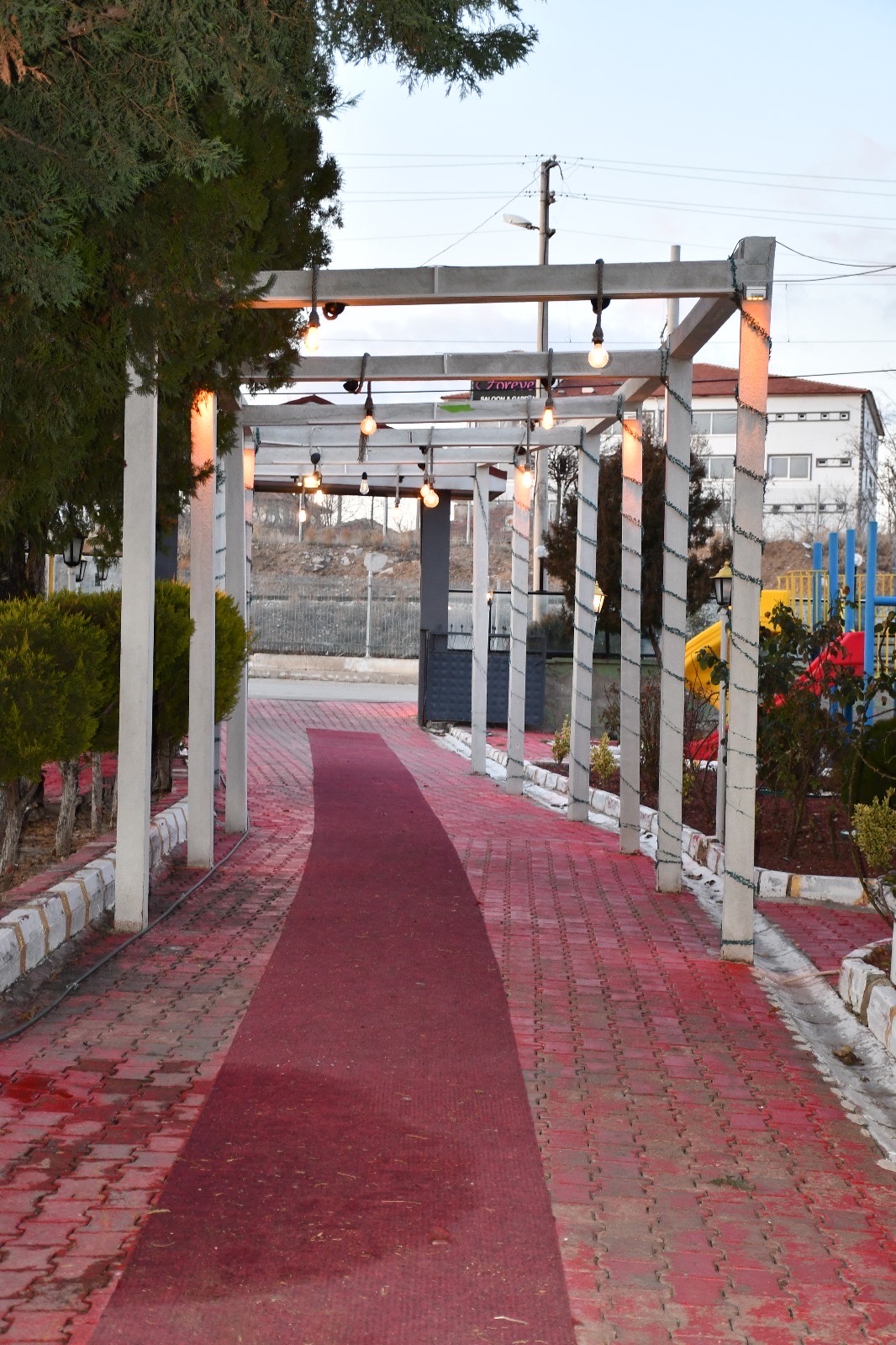 ŞAH SULTAN KINA KONAĞI